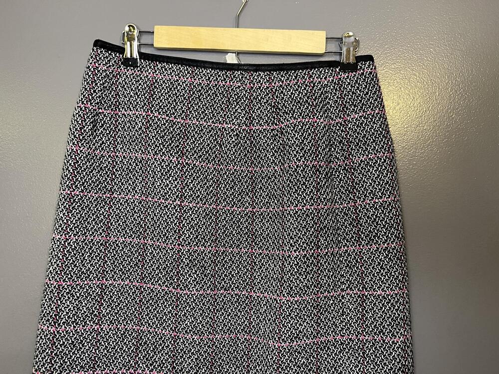 Talbots Skirt Womens 8 Black Pink Plaid Tweed Wool Blend Pencil Lined Career